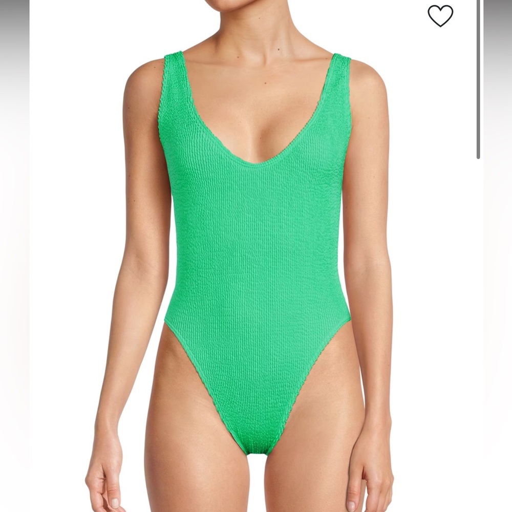 Bond-Eye One Piece